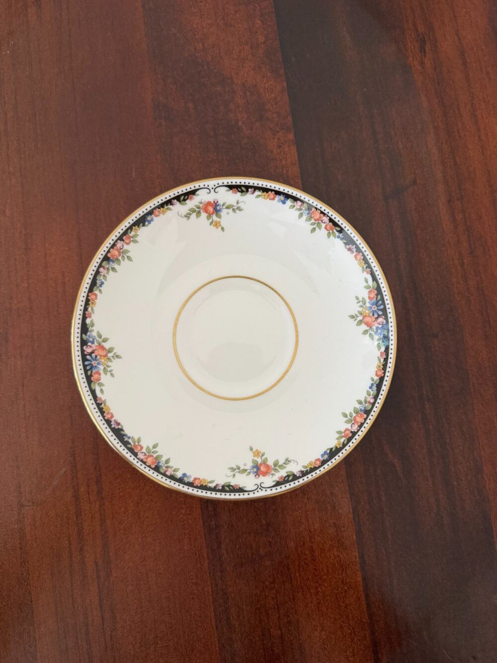 Wedgwood Osborne R4699 Bone China Saucer England Black Floral Gold Trim Vintage